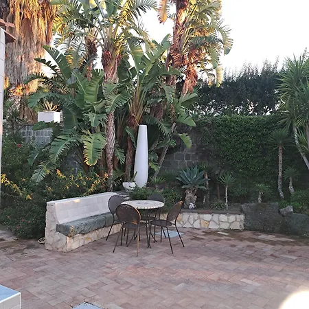 Maison d'hôtes In Bb - Forio With A Breathtaking View, For 2 Persons